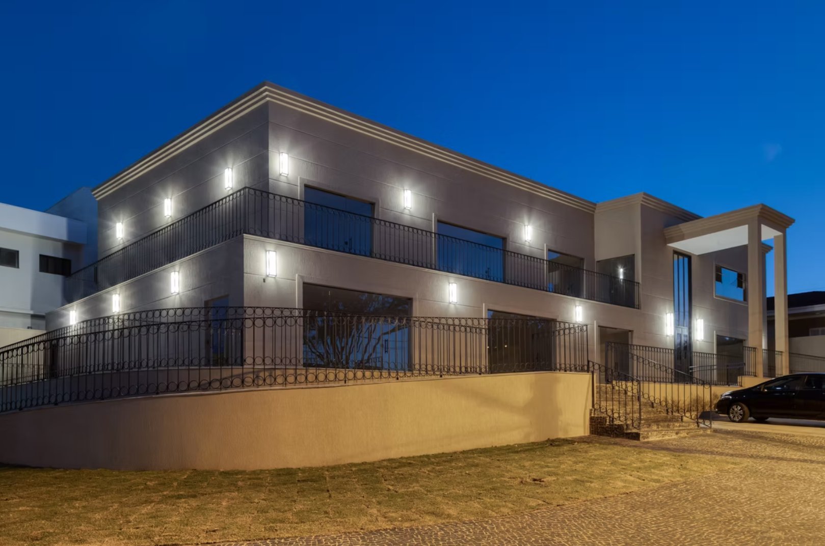 Edifício Neoclássico — Vista noturna